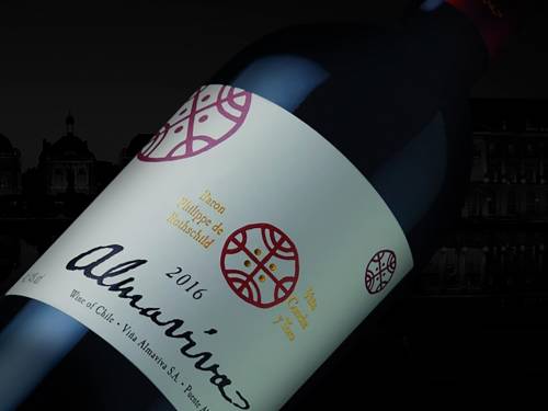 vino iz čilea proglašeno za najbolje u deceniji