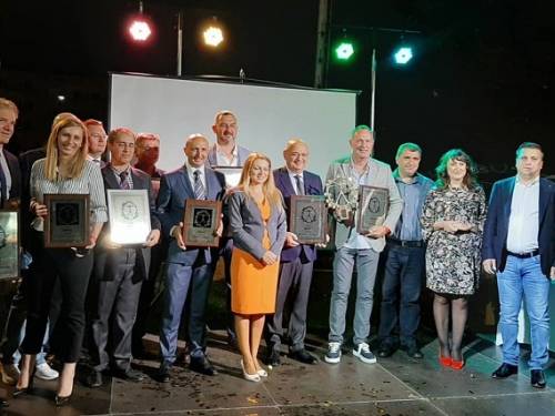 veliki trofej stiže u srbiju 