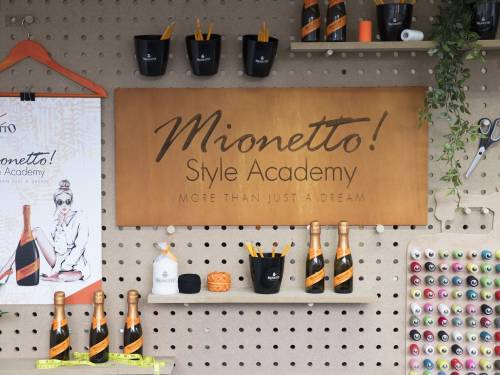 modna akademija u znaku proseko vina mionetto