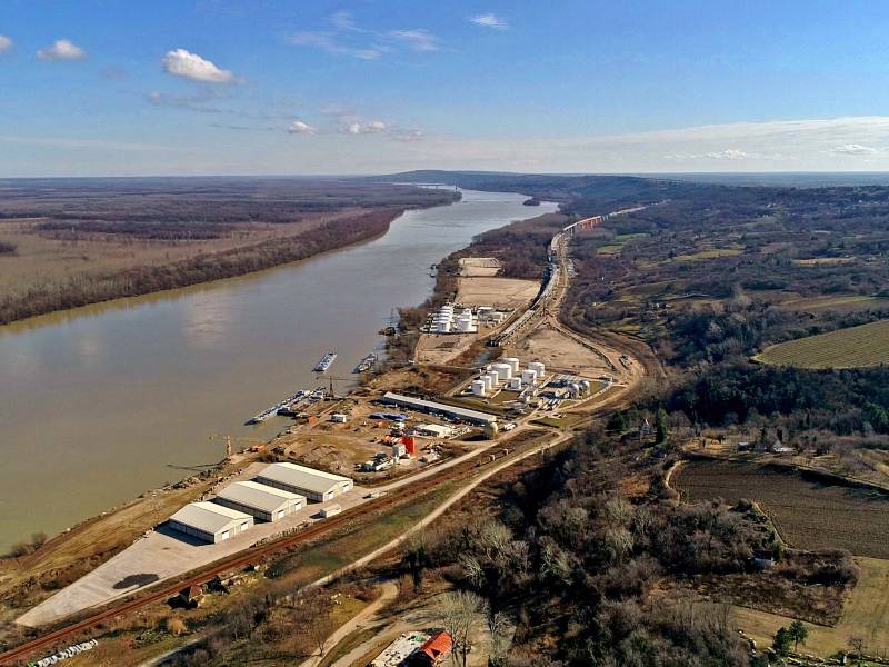 karlovački vinogradi na udaru teške industrije