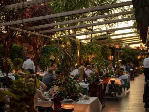 franš savremeni restoran stare škole