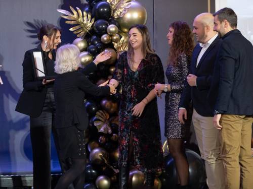 priznanje za prodajni tim hotela square nine