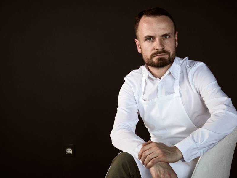 vanja puškar otvara tisu 