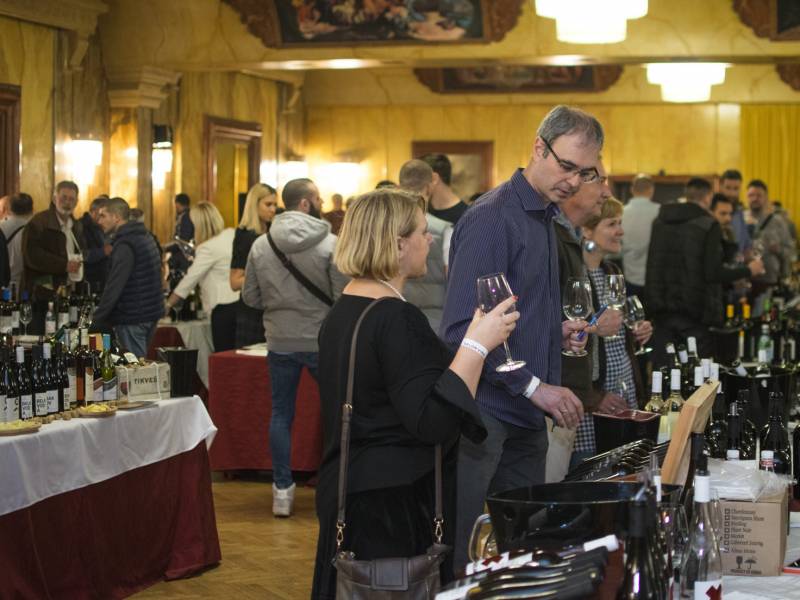 bogat prateći program novosadskog salona vina