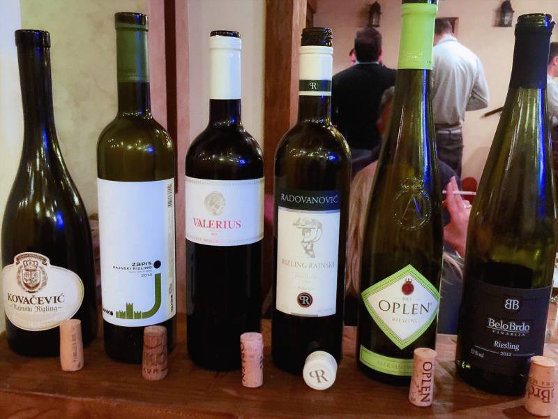  vinski peti oktobar u ćevapu kod dekija 