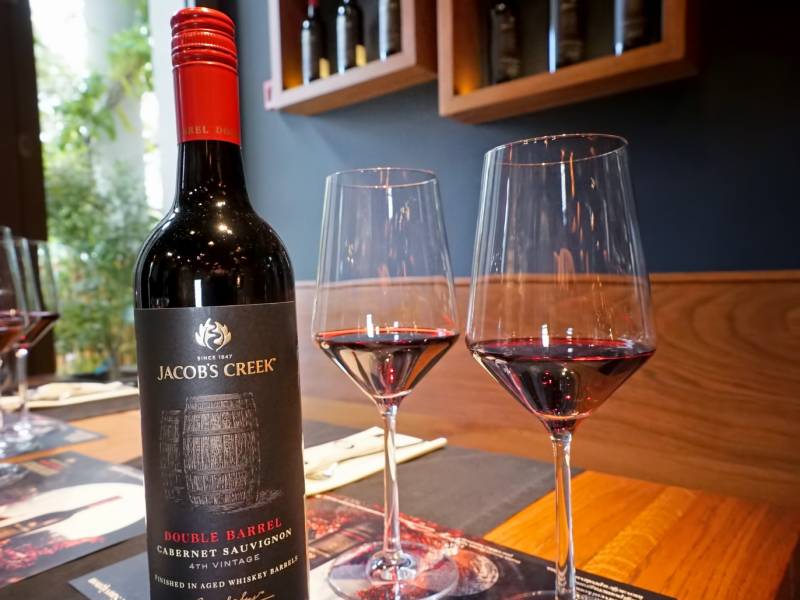 predstavljeno vino koje je sazrelo u bačvama od viskija