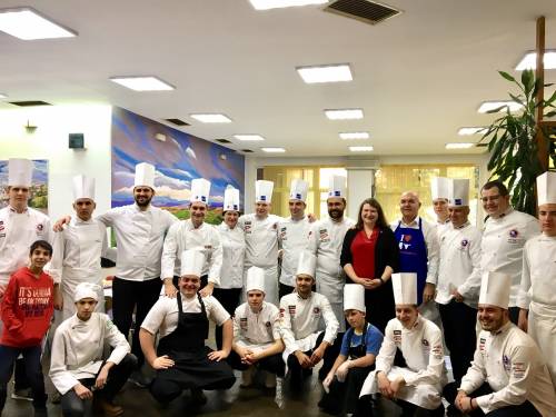 metro organizovao humanitarni božićni ručak