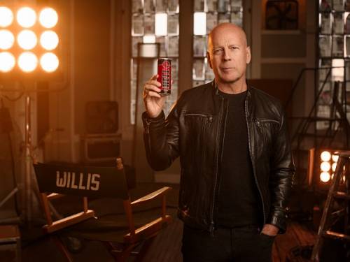 brus vilis zaštitno lice brenda hell energy