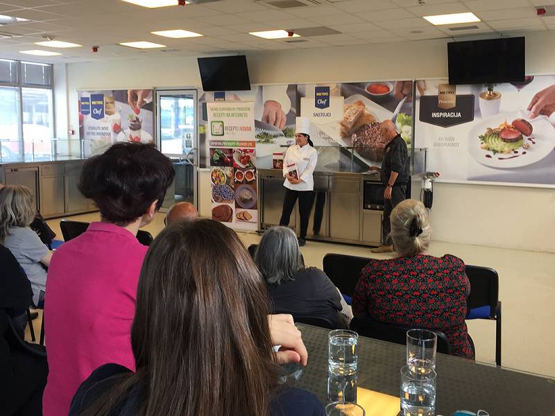 metro predstavio knjigu sa izvornim srpskim receptima