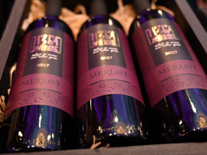 dobro vino nebeski je dar 